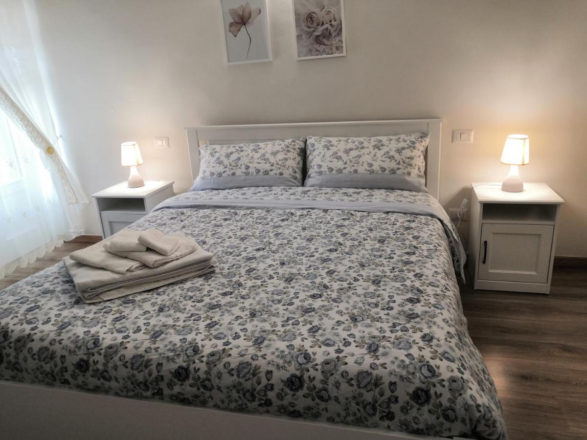 Casa Sabina Hotel Intra Ngoại thất bức ảnh